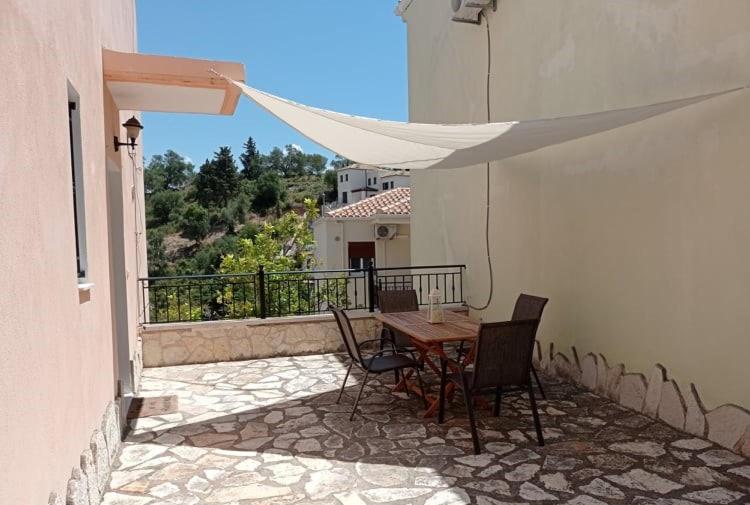 Hermes Holiday Home In The Port Of Sivota エクステリア 写真