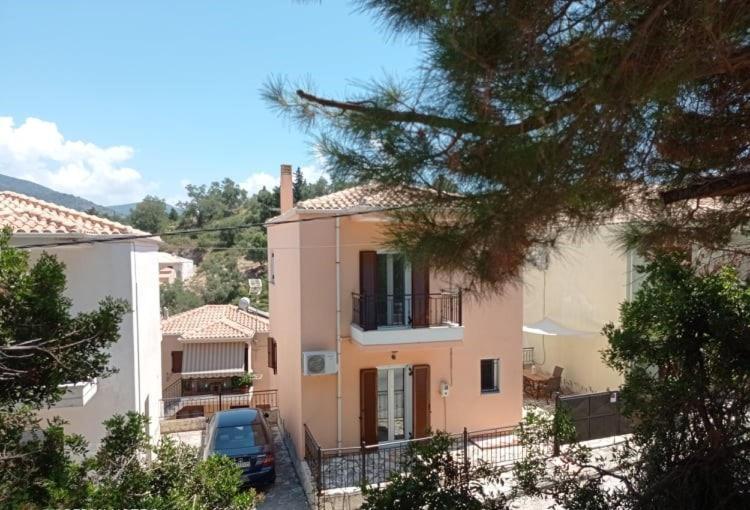 Hermes Holiday Home In The Port Of Sivota エクステリア 写真