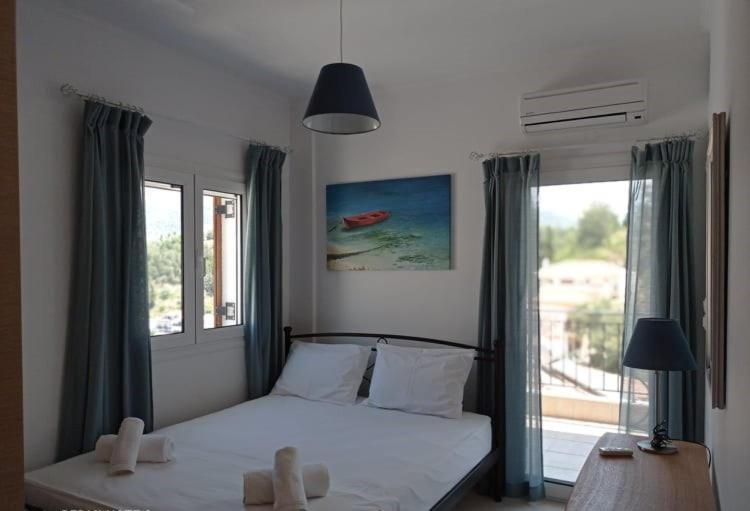 Hermes Holiday Home In The Port Of Sivota エクステリア 写真